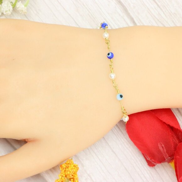 "Trendy Handmade Bracelet – A Thoughtful Gift for Girls & Women | UNVRC1380 - Picture 8 of 10